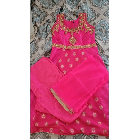 Ashwini Neck Embroidery Work Indian Ethnic Salwar Suit - Sz 32/L - Picture 7 of 10